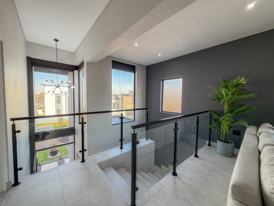 4 Bedroom Property for Sale in Fountainbrook Estate Gauteng