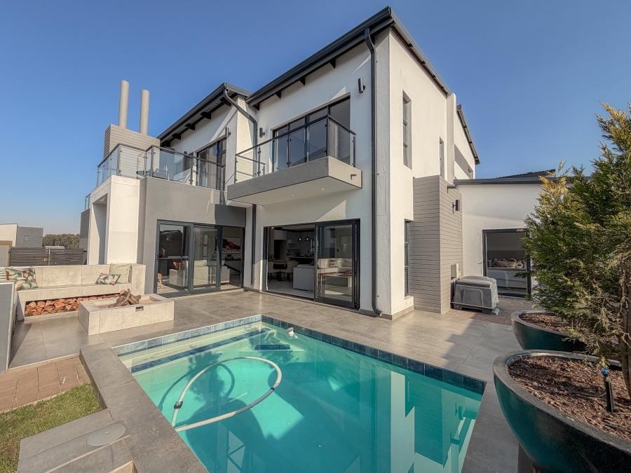 4 Bedroom Property for Sale in Fountainbrook Estate Gauteng