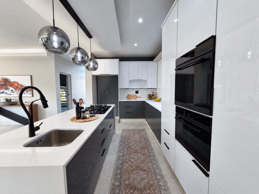 4 Bedroom Property for Sale in Fountainbrook Estate Gauteng