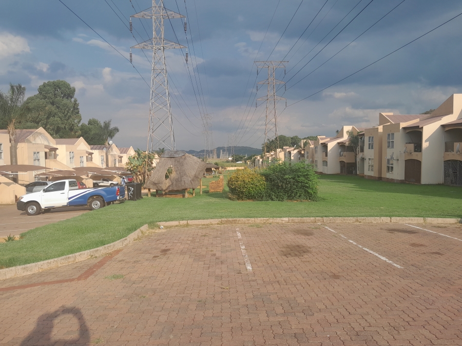 To Let 2 Bedroom Property for Rent in Meredale Gauteng