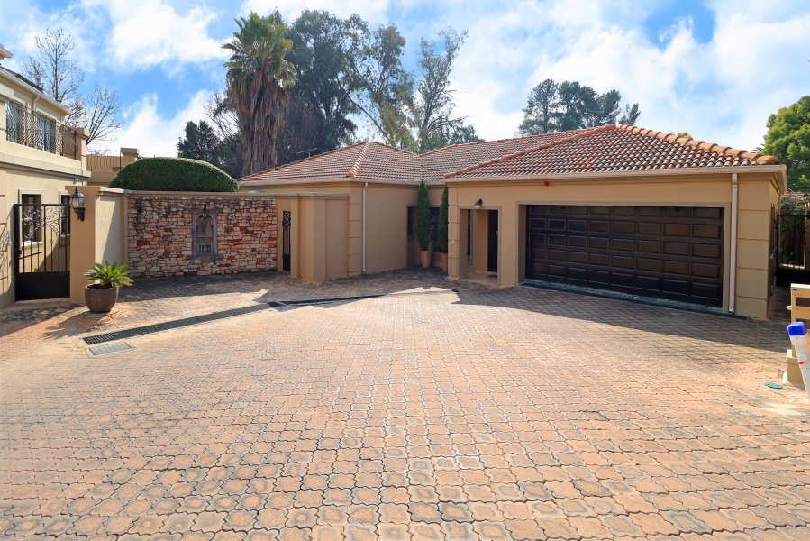 To Let 3 Bedroom Property for Rent in Waverley Gauteng