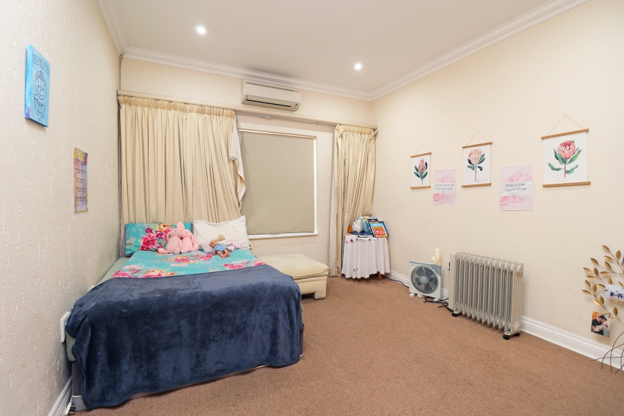 To Let 3 Bedroom Property for Rent in Waverley Gauteng