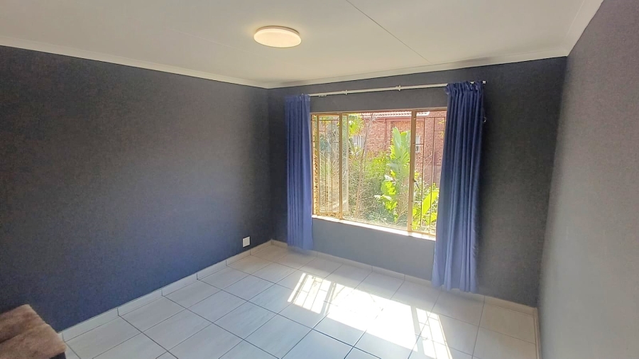 To Let 2 Bedroom Property for Rent in Hennopspark Gauteng