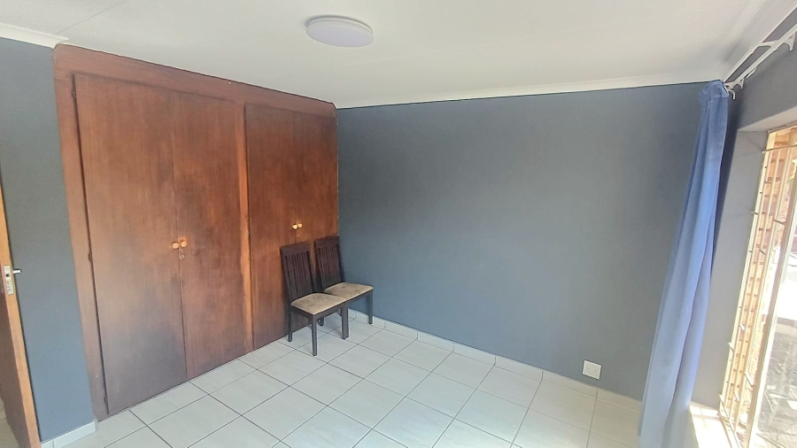 To Let 2 Bedroom Property for Rent in Hennopspark Gauteng