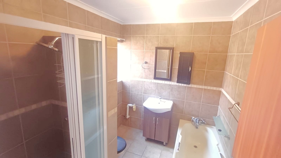To Let 2 Bedroom Property for Rent in Hennopspark Gauteng