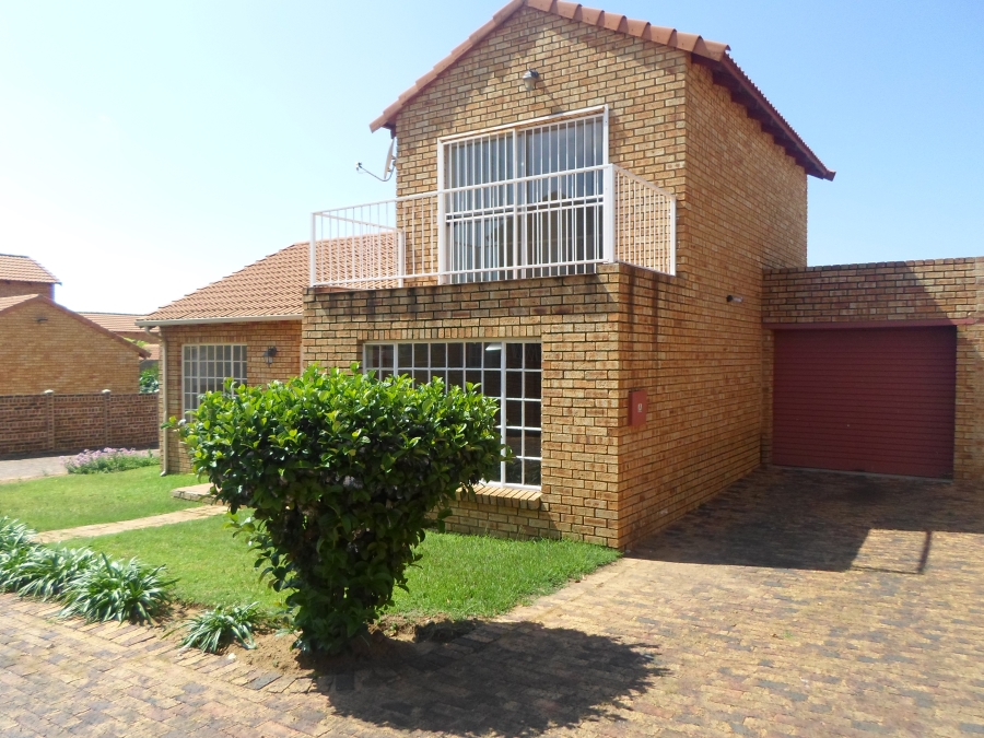To Let 3 Bedroom Property for Rent in Groblerpark Gauteng