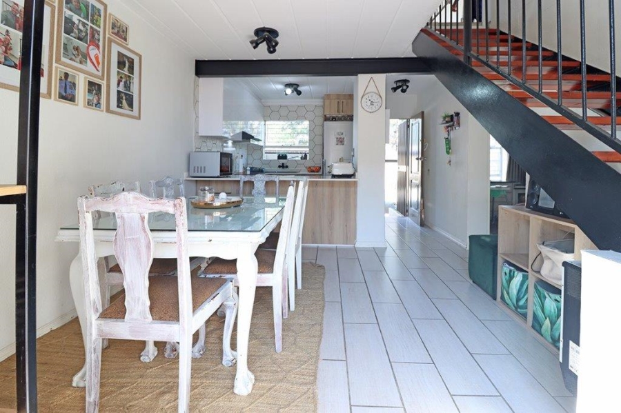 2 Bedroom Property for Sale in Dowerglen Ext 4 Gauteng