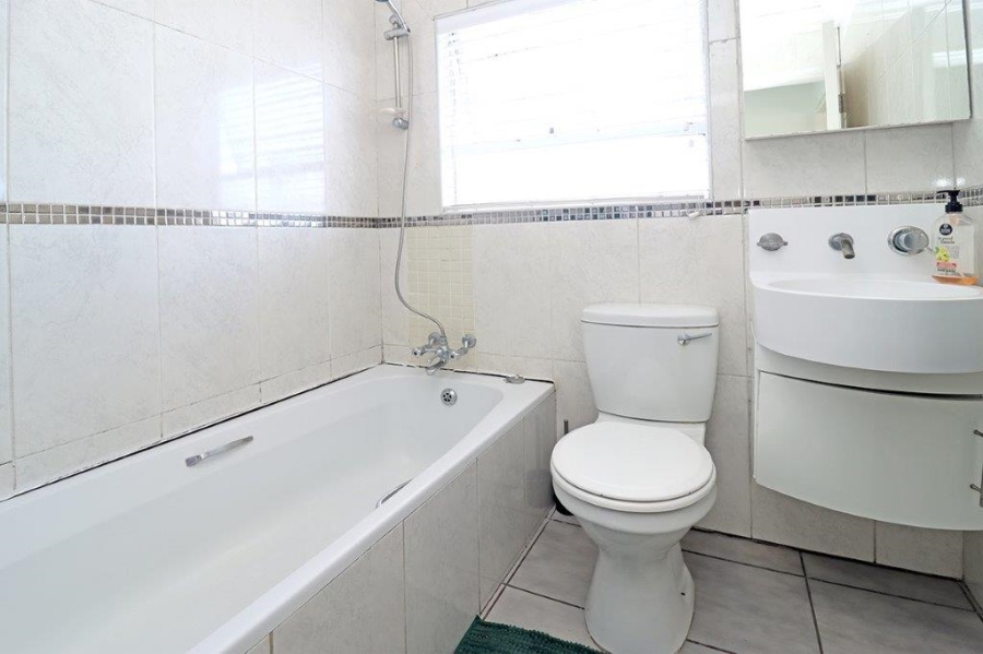 2 Bedroom Property for Sale in Dowerglen Ext 4 Gauteng