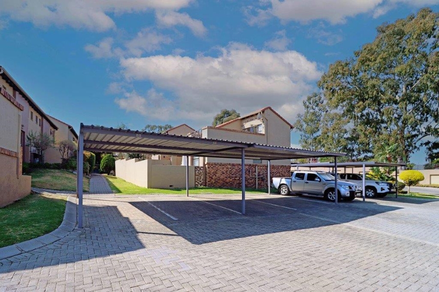 2 Bedroom Property for Sale in Dowerglen Ext 4 Gauteng