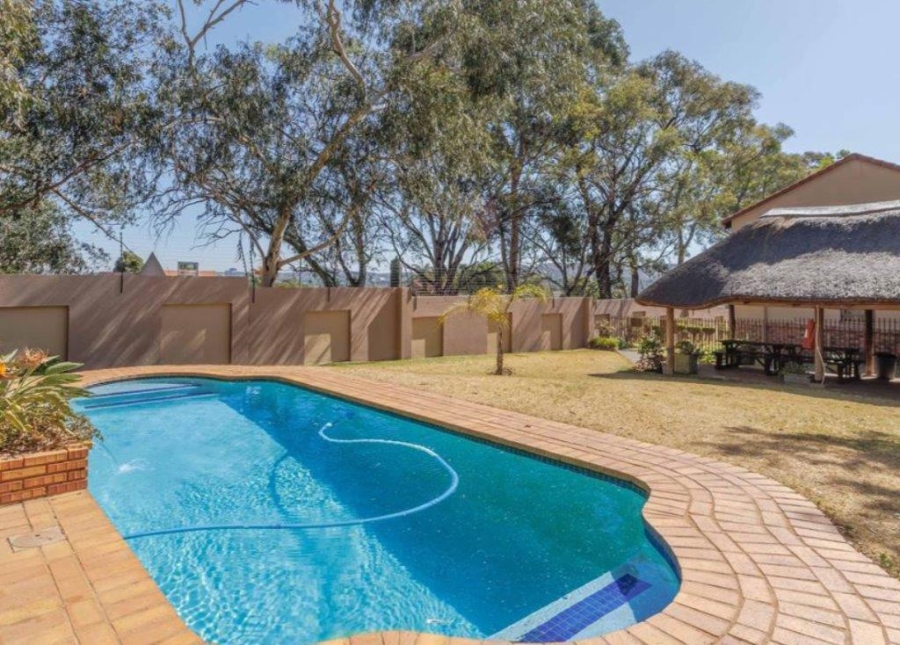 2 Bedroom Property for Sale in Dowerglen Ext 4 Gauteng