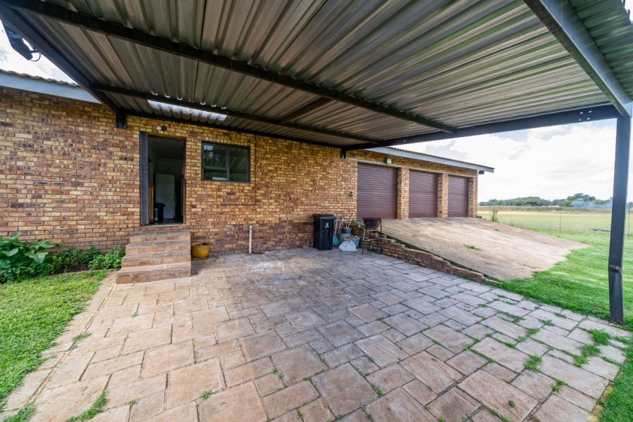 3 Bedroom Property for Sale in Withok Estate Gauteng