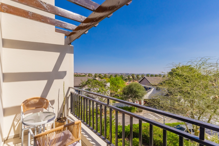 2 Bedroom Property for Sale in Dainfern Gauteng