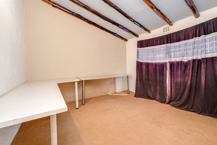 5 Bedroom Property for Sale in Weltevreden Park Gauteng