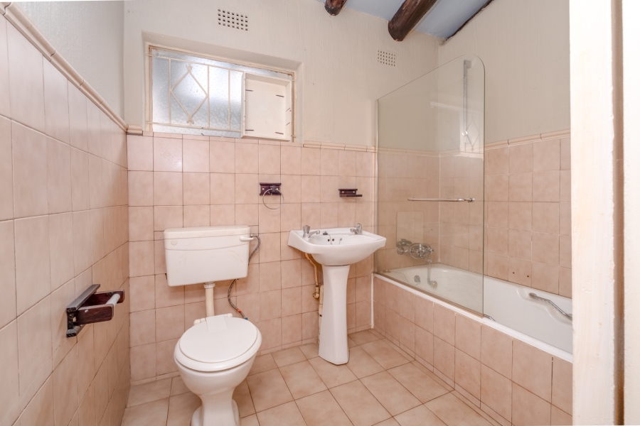 5 Bedroom Property for Sale in Weltevreden Park Gauteng