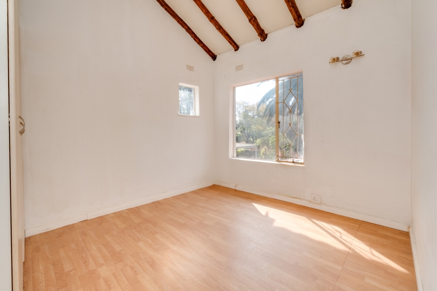 5 Bedroom Property for Sale in Weltevreden Park Gauteng