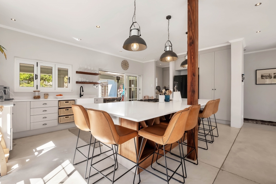 3 Bedroom Property for Sale in Linden Gauteng