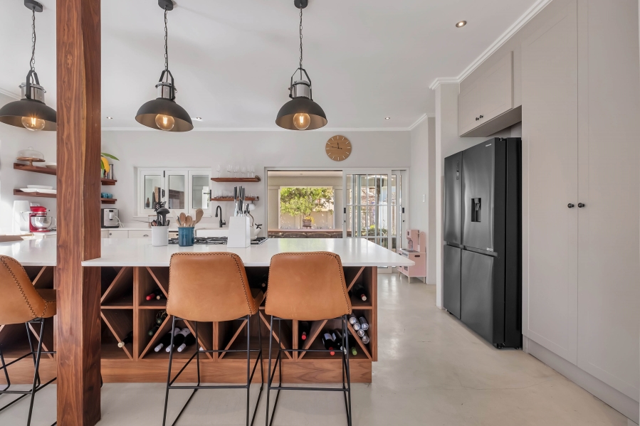 3 Bedroom Property for Sale in Linden Gauteng