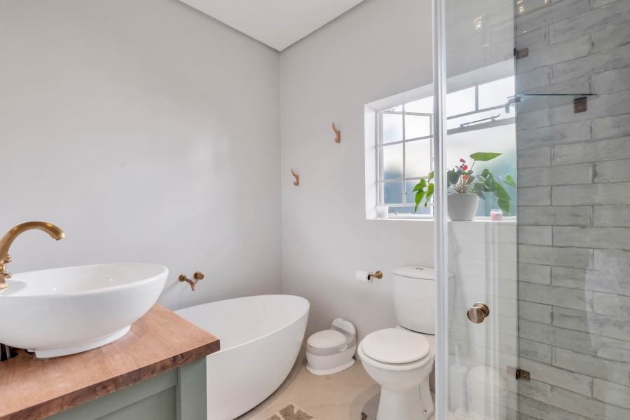 3 Bedroom Property for Sale in Linden Gauteng