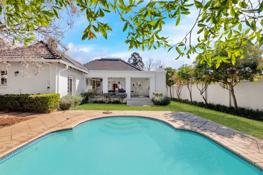 3 Bedroom Property for Sale in Linden Gauteng