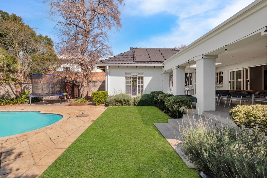 3 Bedroom Property for Sale in Linden Gauteng