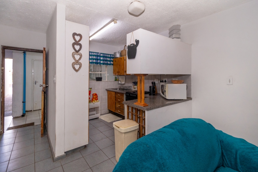 2 Bedroom Property for Sale in Dorandia Gauteng