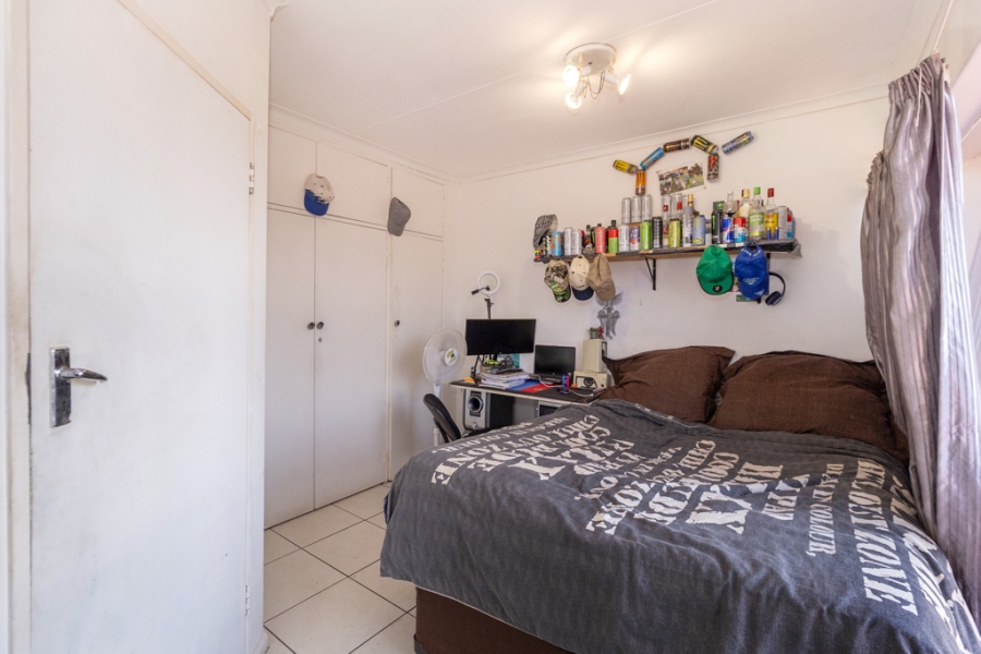 2 Bedroom Property for Sale in Dorandia Gauteng