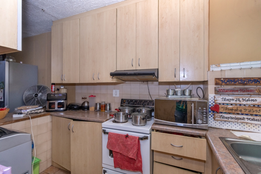 2 Bedroom Property for Sale in Pretoria North Gauteng