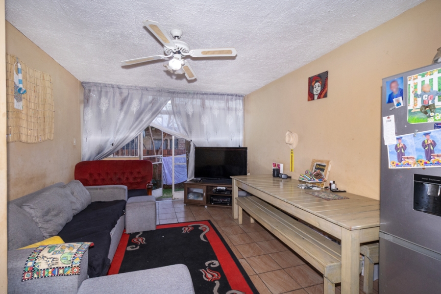 2 Bedroom Property for Sale in Pretoria North Gauteng