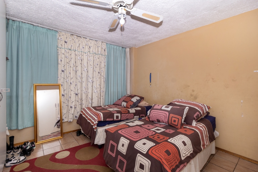 2 Bedroom Property for Sale in Pretoria North Gauteng