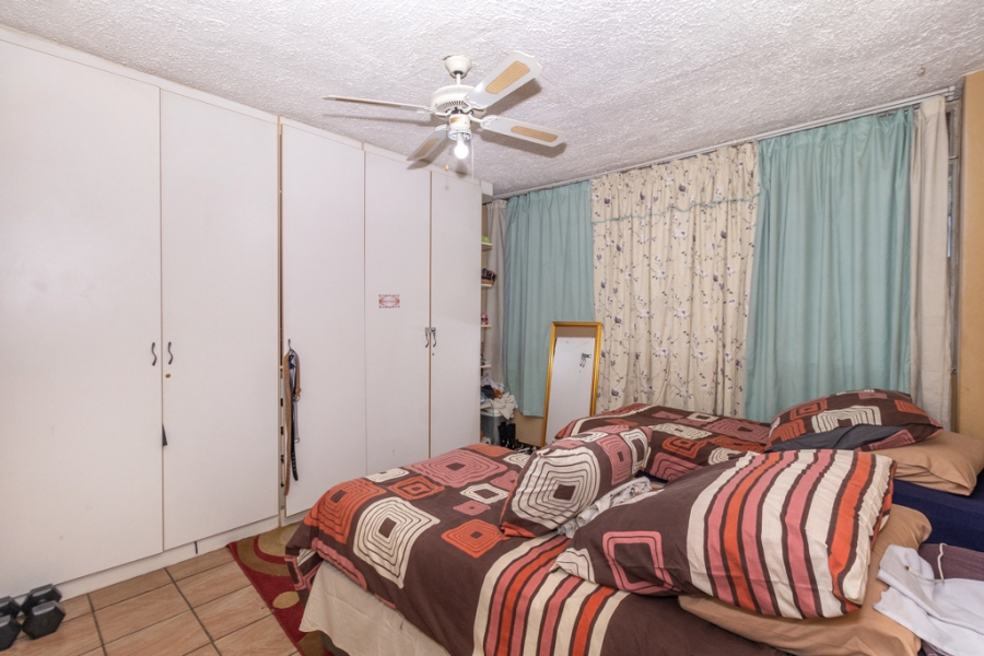 2 Bedroom Property for Sale in Pretoria North Gauteng