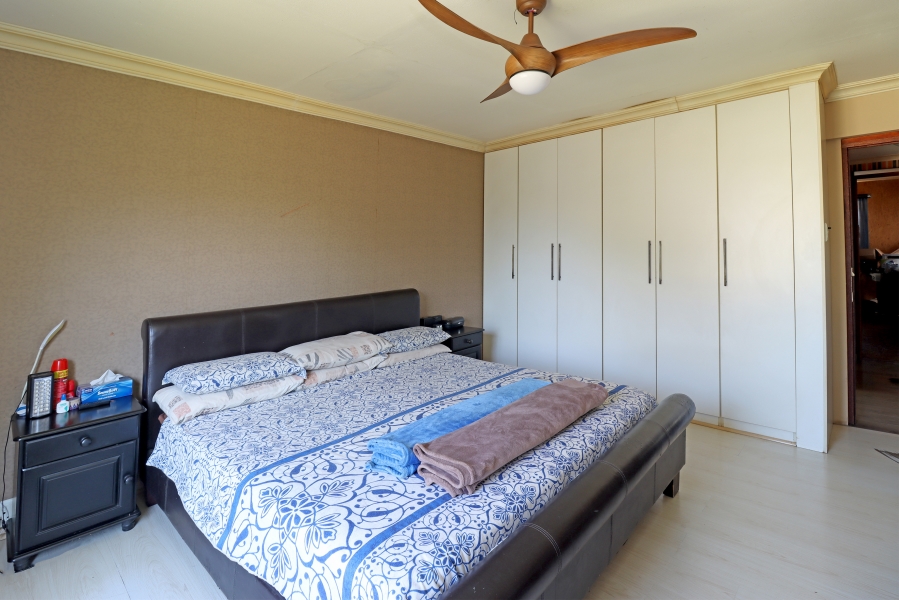 8 Bedroom Property for Sale in Mnandi Gauteng