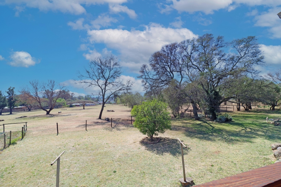 8 Bedroom Property for Sale in Mnandi Gauteng