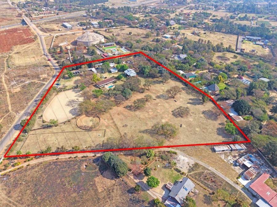 8 Bedroom Property for Sale in Mnandi Gauteng