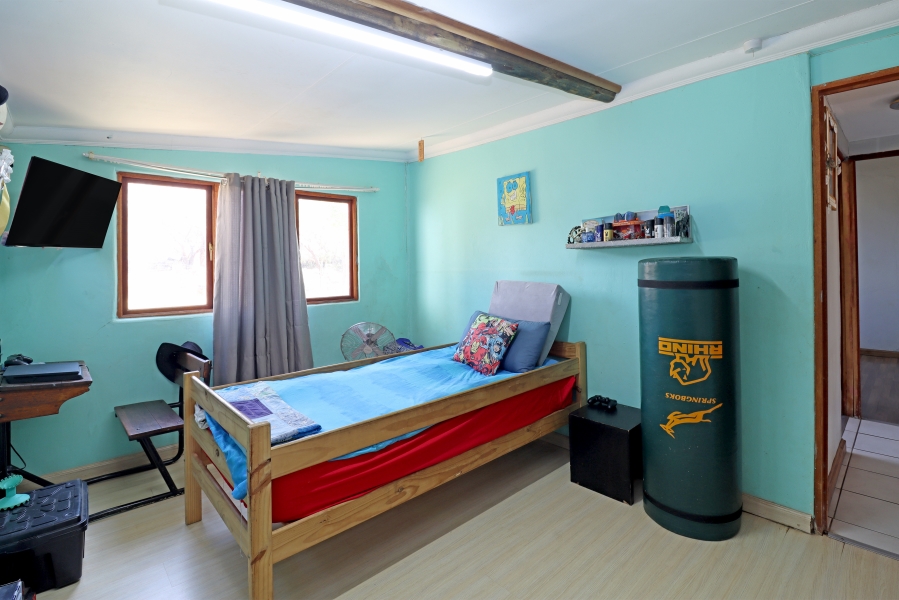8 Bedroom Property for Sale in Mnandi Gauteng