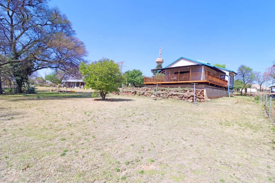 8 Bedroom Property for Sale in Mnandi Gauteng