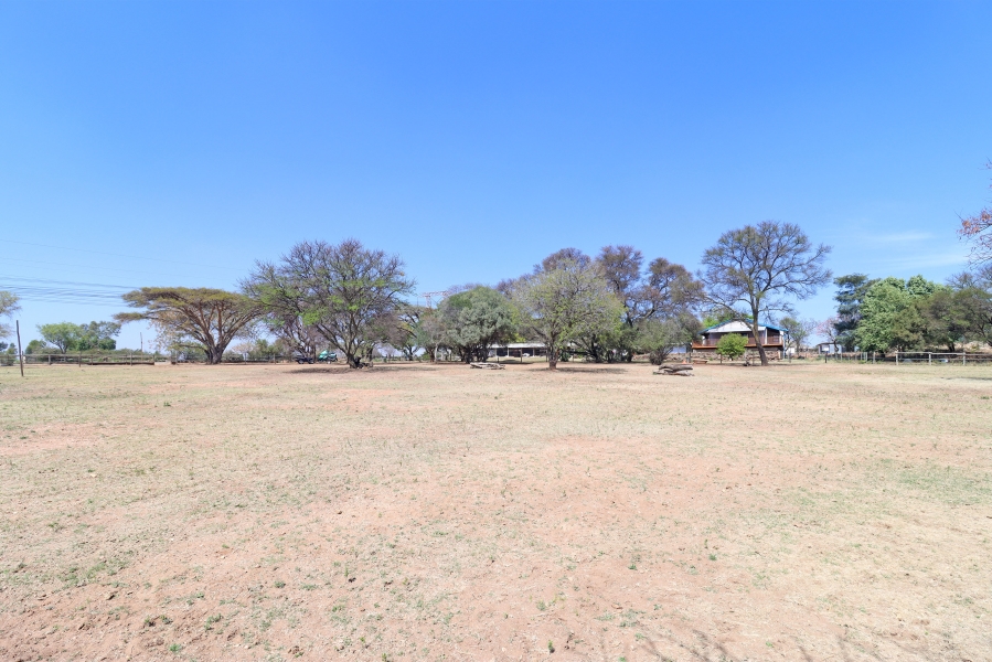 8 Bedroom Property for Sale in Mnandi Gauteng