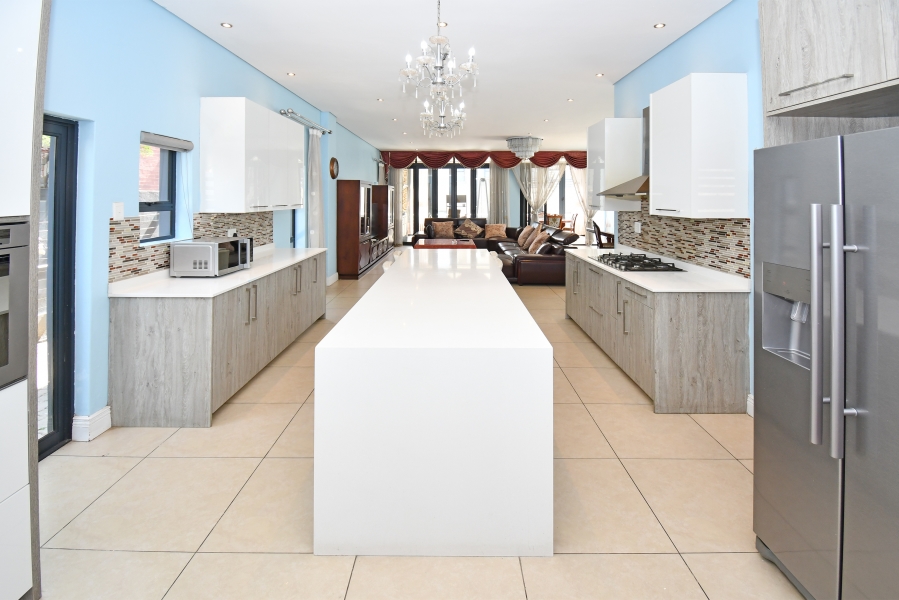 4 Bedroom Property for Sale in Waterfall Country Village Gauteng