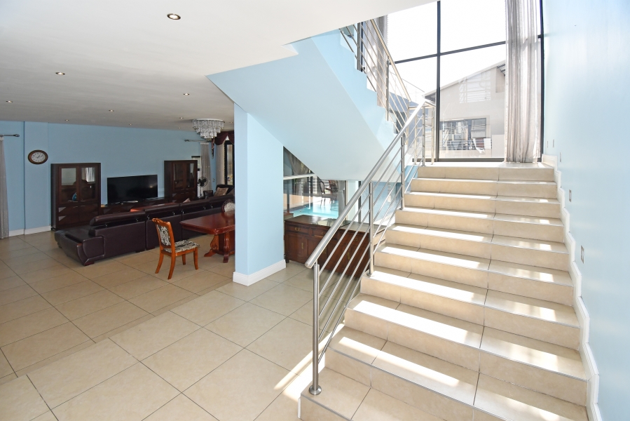 4 Bedroom Property for Sale in Waterfall Country Village Gauteng