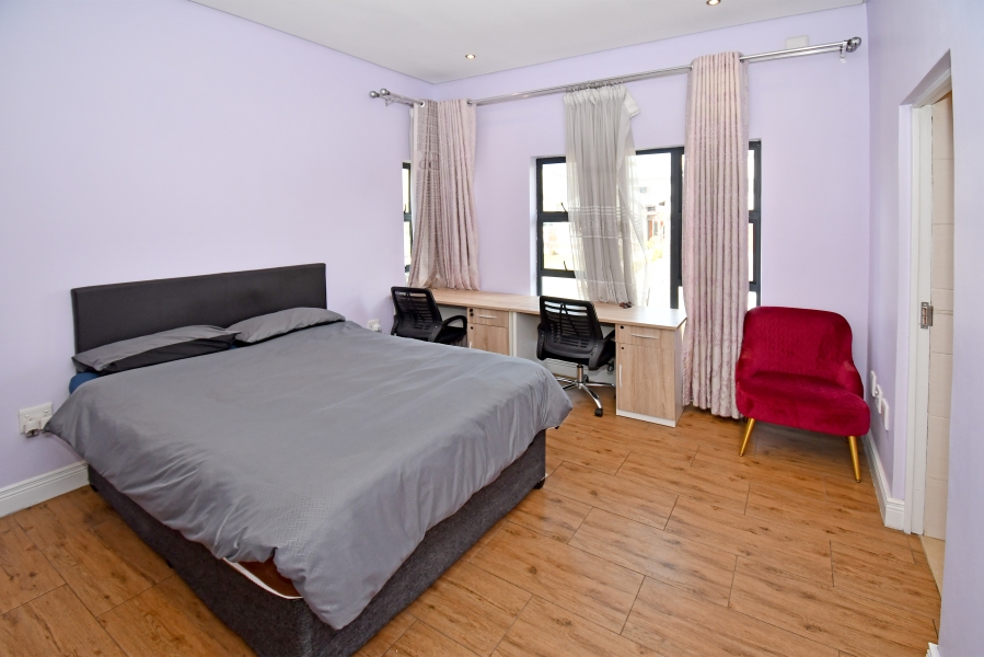 4 Bedroom Property for Sale in Waterfall Country Village Gauteng