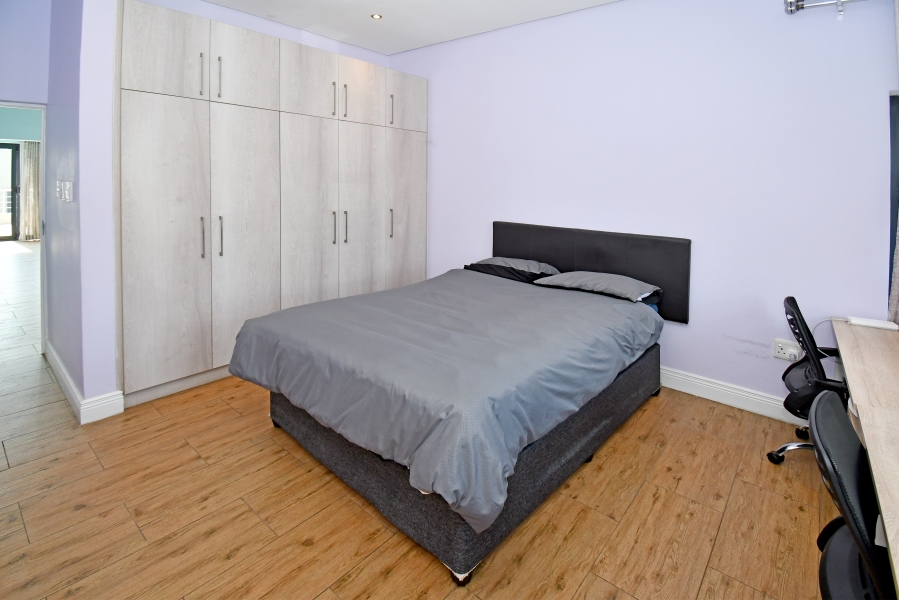4 Bedroom Property for Sale in Waterfall Country Village Gauteng
