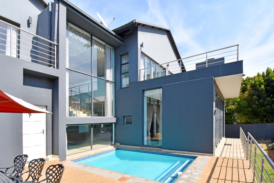 4 Bedroom Property for Sale in Waterfall Country Village Gauteng