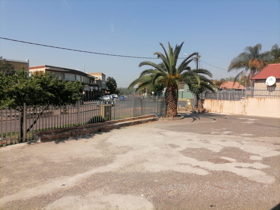 Commercial Property for Sale in Birchleigh Gauteng