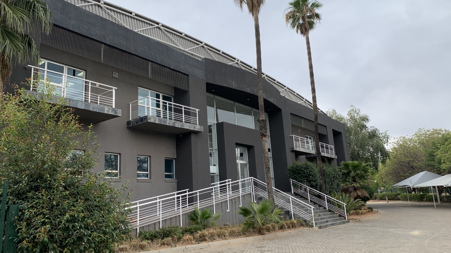 To Let Commercial Property for Rent in Longmeadow Gauteng