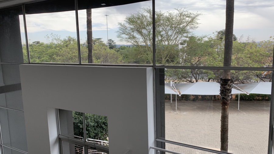 To Let Commercial Property for Rent in Longmeadow Gauteng