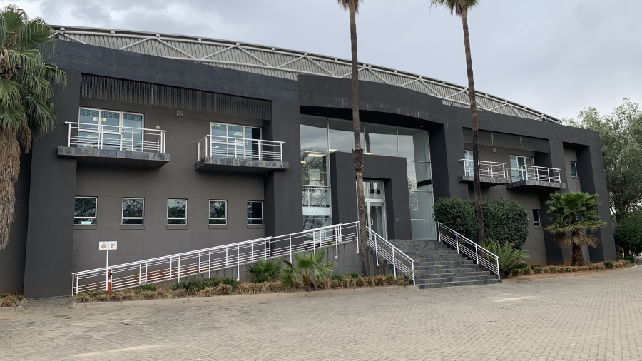 To Let Commercial Property for Rent in Longmeadow Gauteng