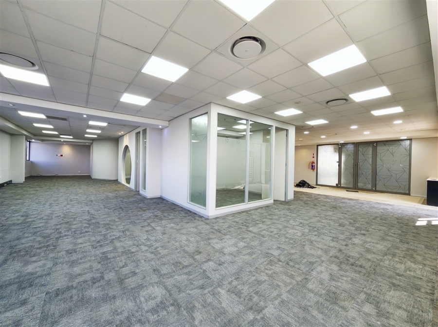 To Let Commercial Property for Rent in Magaliessig Gauteng