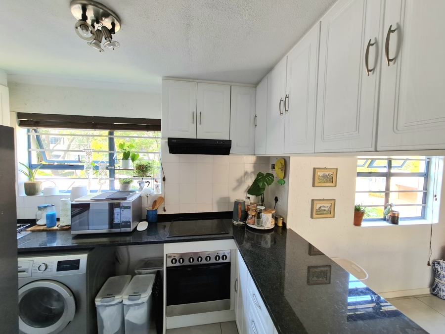2 Bedroom Property for Sale in Parkmore Gauteng