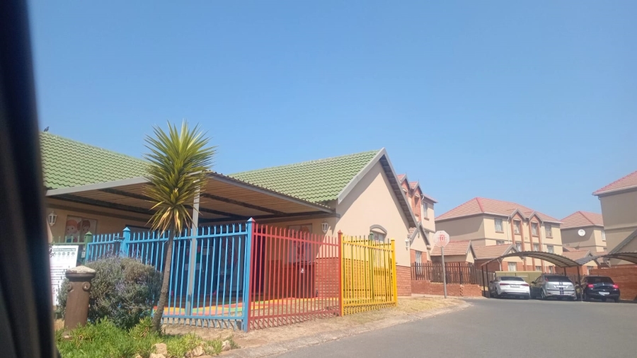 To Let 2 Bedroom Property for Rent in Terenure Gauteng