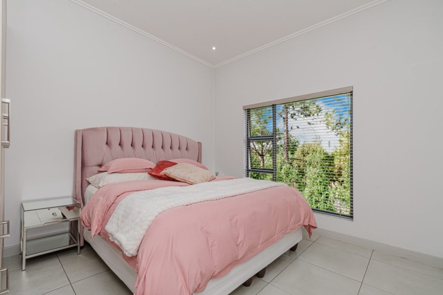2 Bedroom Property for Sale in Broadacres Gauteng