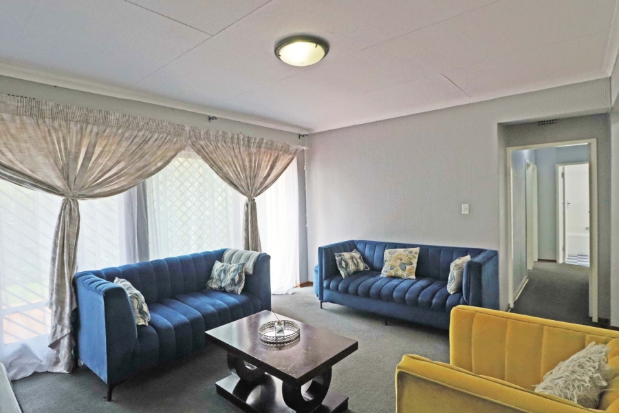 To Let 3 Bedroom Property for Rent in Bryanston Gauteng